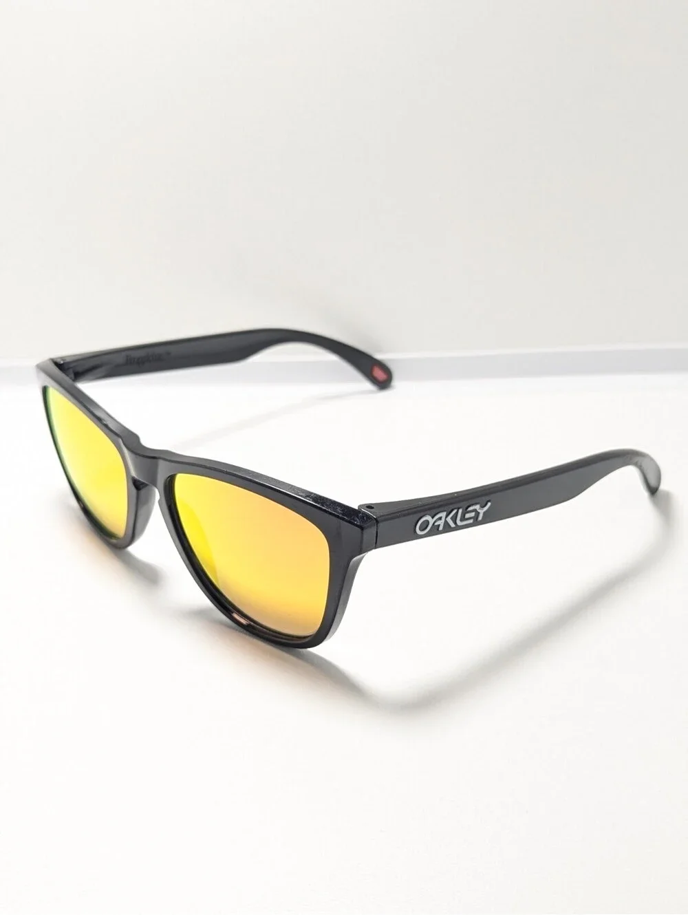 Oakley frogskins 009013